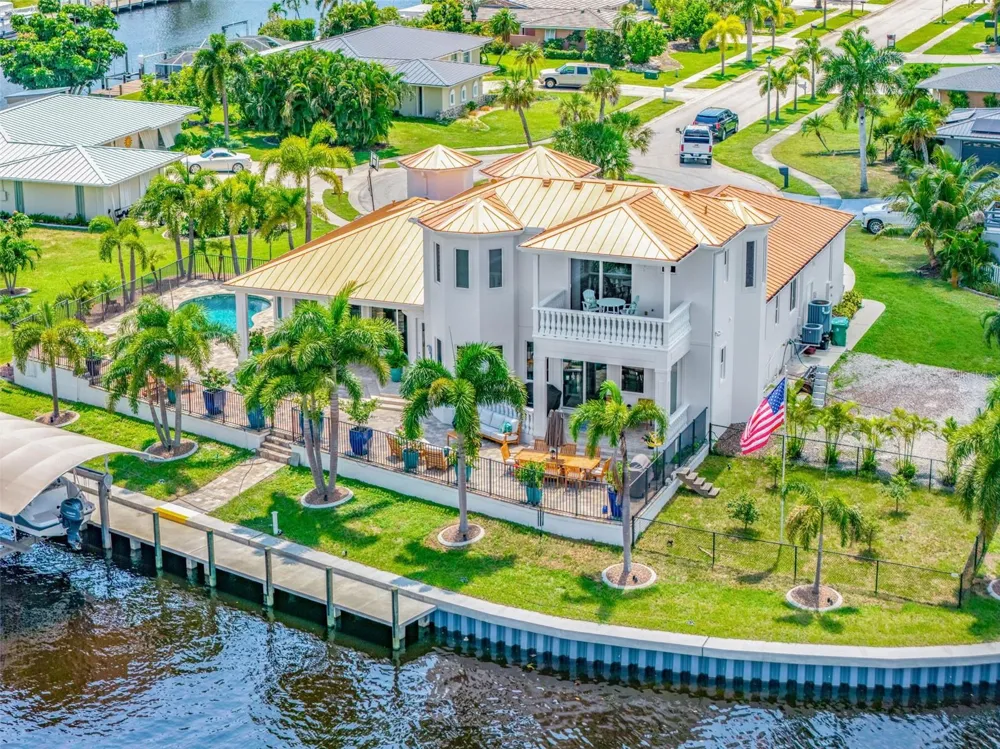 290 TAIT TERRACE SE Port Charlotte, FL 33952