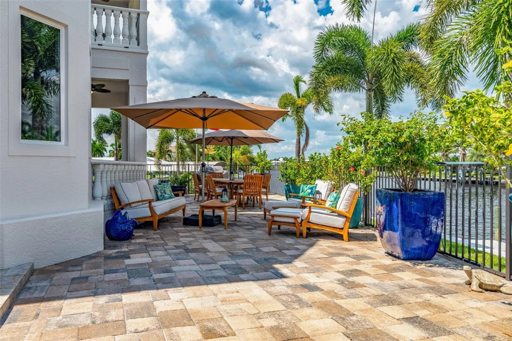 290 TAIT TERRACE SE Port Charlotte, FL 33952