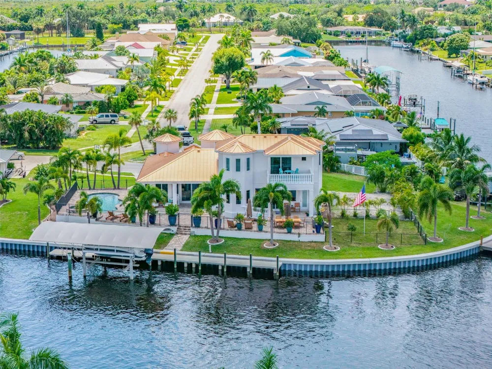 290 TAIT TERRACE SE Port Charlotte, FL 33952