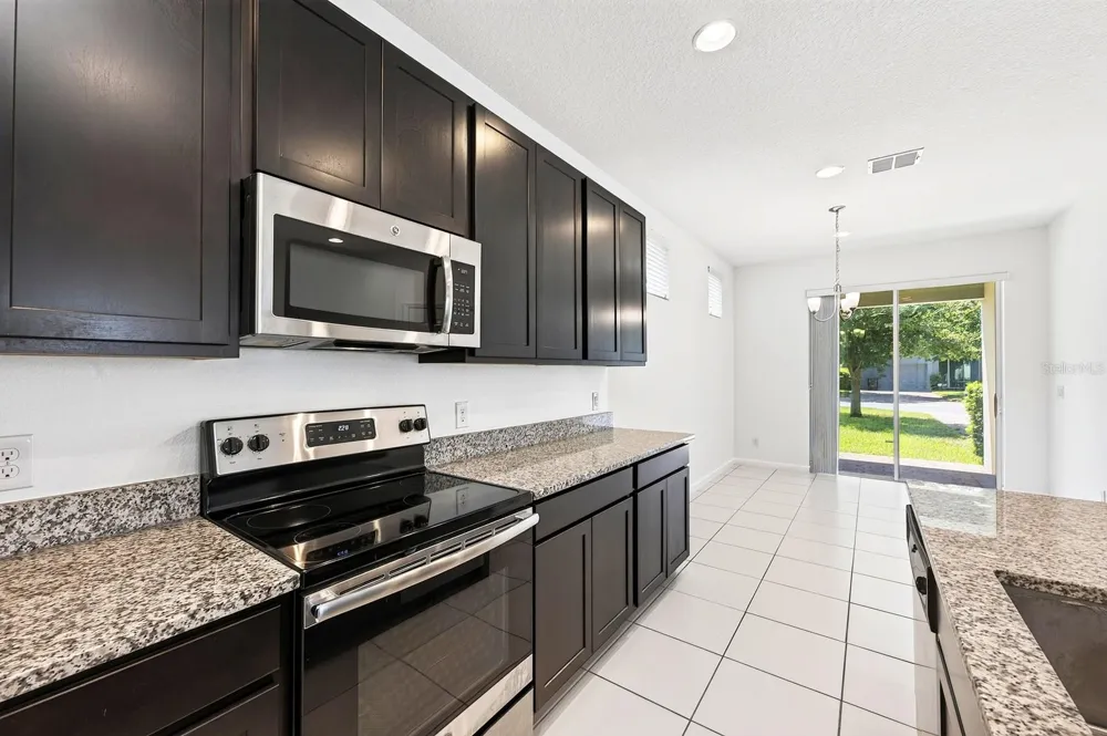 8016 SWEET ORANGE AVENUE Winter Garden, FL 34787
