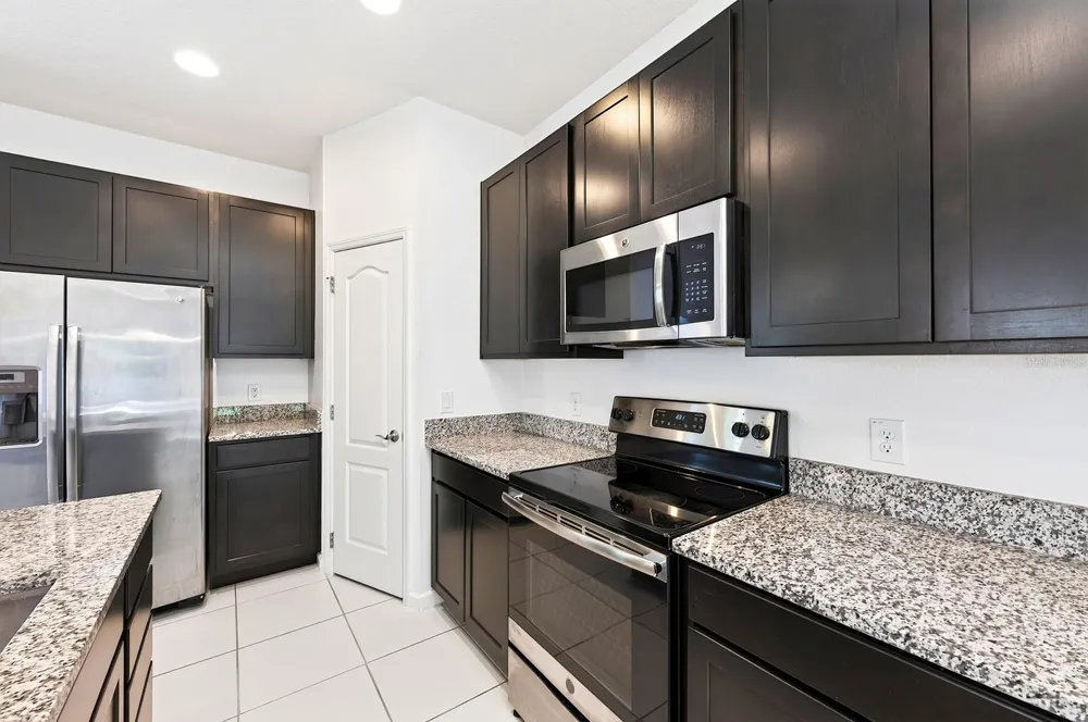 8016 SWEET ORANGE AVENUE Winter Garden, FL 34787