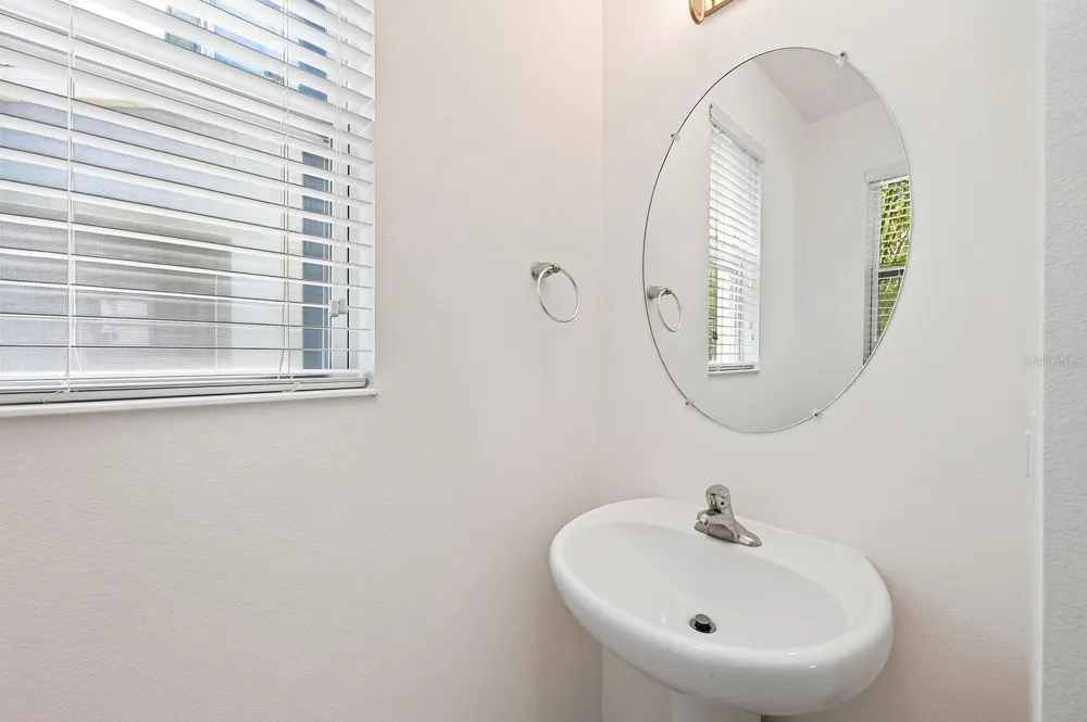 8016 SWEET ORANGE AVENUE Winter Garden, FL 34787