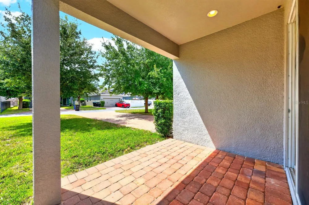 8016 SWEET ORANGE AVENUE Winter Garden, FL 34787