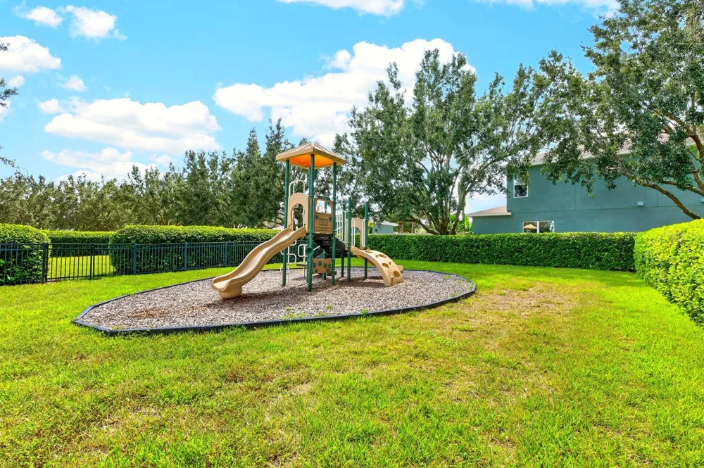 8016 SWEET ORANGE AVENUE Winter Garden, FL 34787