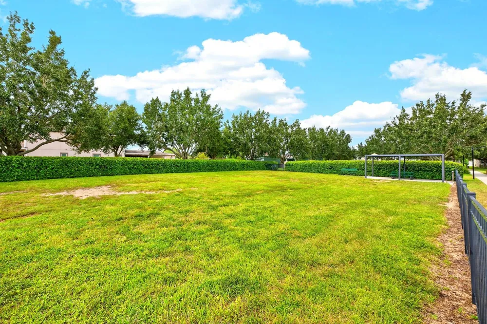 8016 SWEET ORANGE AVENUE Winter Garden, FL 34787