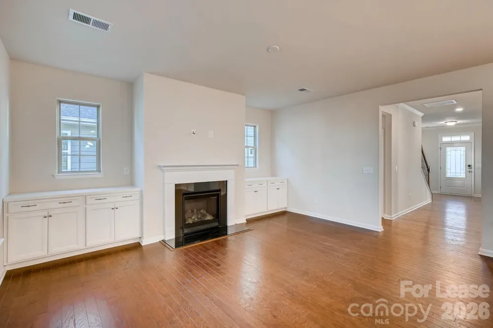 6418 Raffia Road Charlotte, NC 28277