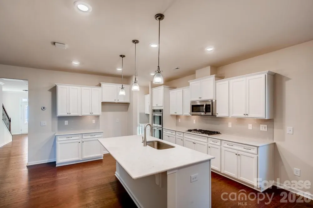 6418 Raffia Road Charlotte, NC 28277
