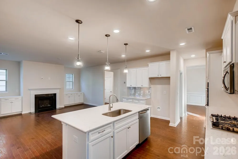 6418 Raffia Road Charlotte, NC 28277