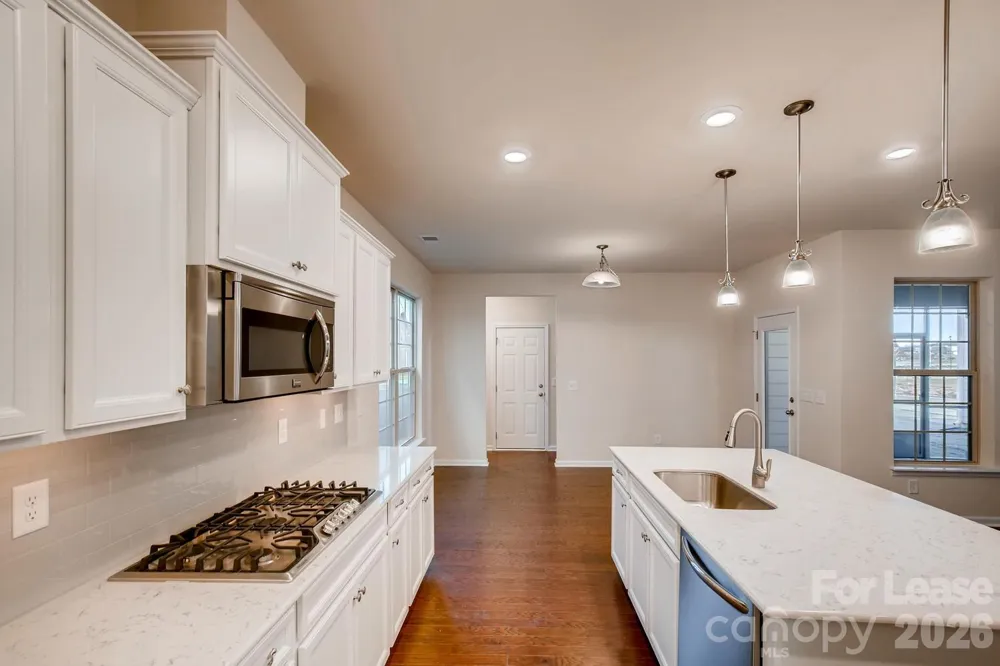 6418 Raffia Road Charlotte, NC 28277