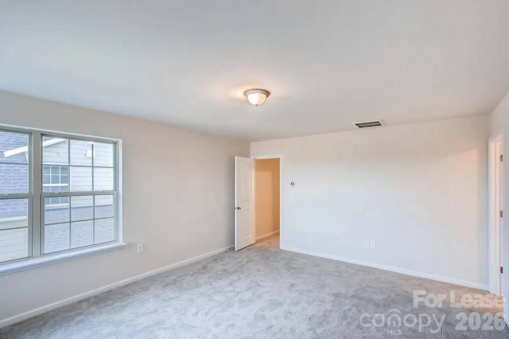 6418 Raffia Road Charlotte, NC 28277