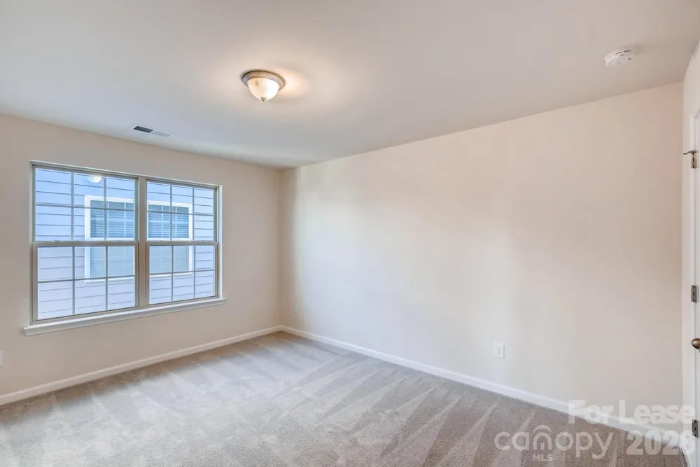 6418 Raffia Road Charlotte, NC 28277