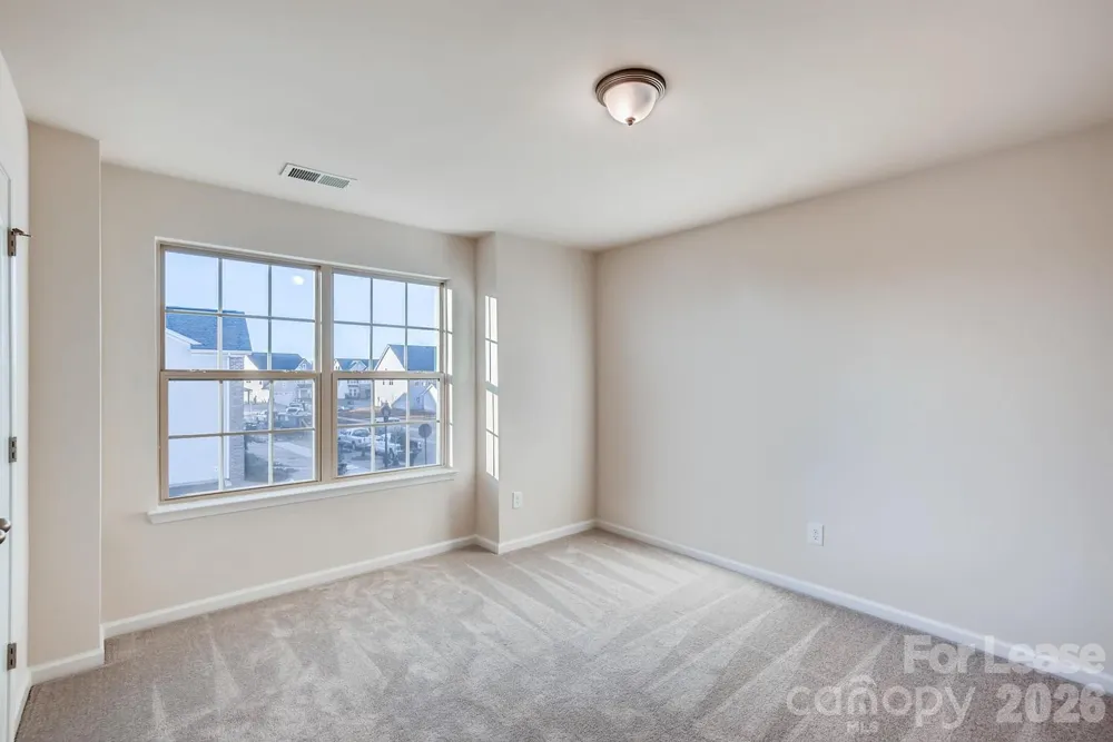 6418 Raffia Road Charlotte, NC 28277