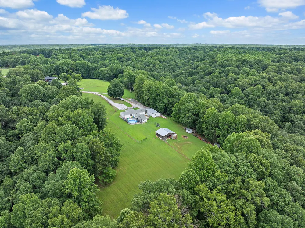 1333 Roberts Rd Goodlettsville, TN 37072