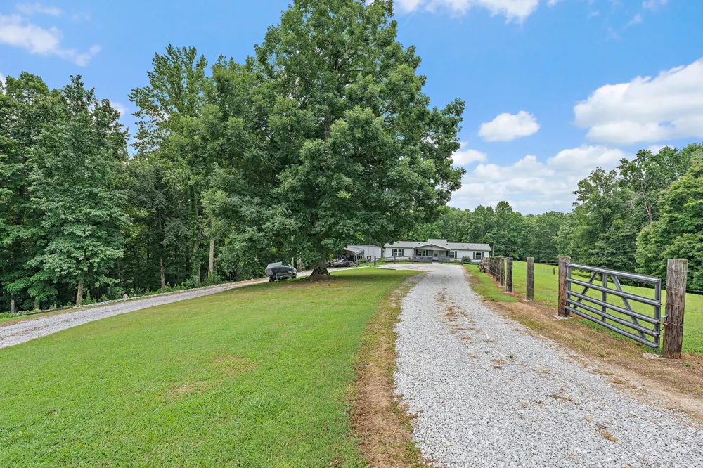 1333 Roberts Rd Goodlettsville, TN 37072