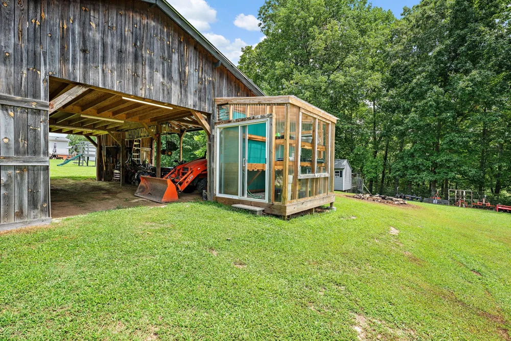 1333 Roberts Rd Goodlettsville, TN 37072