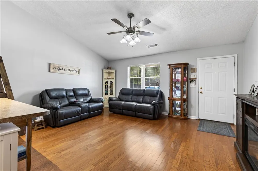 2915 Florence Drive Gainesville, GA 30504