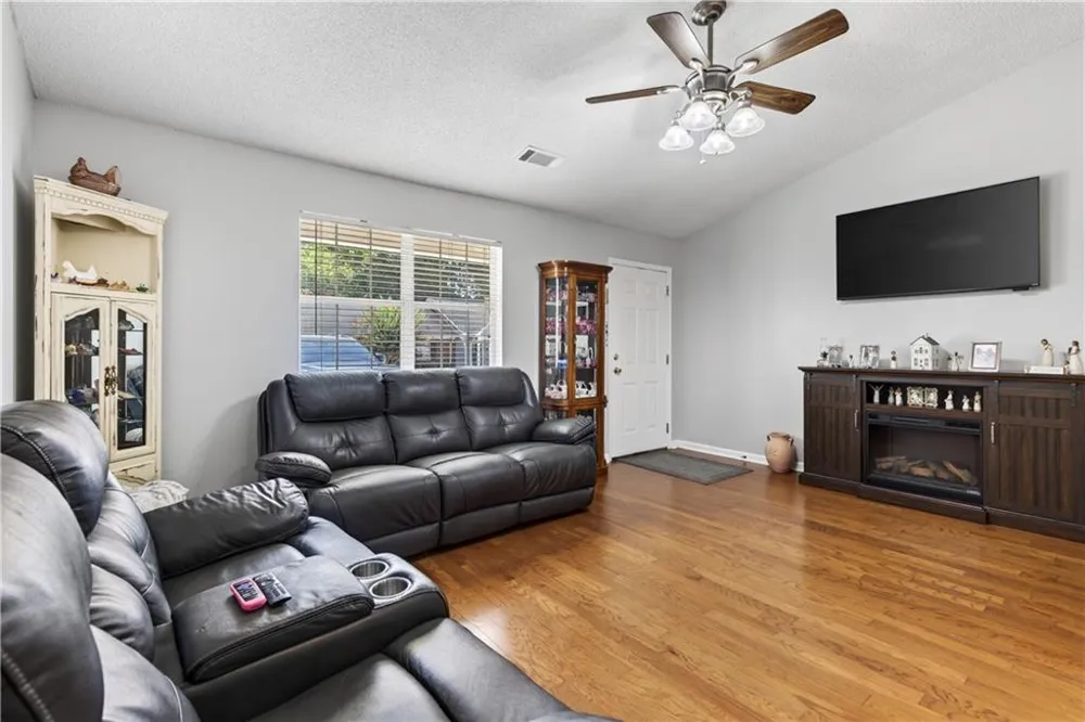 2915 Florence Drive Gainesville, GA 30504