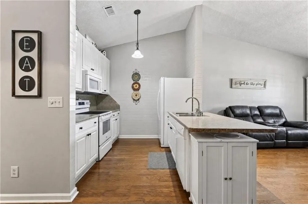 2915 Florence Drive Gainesville, GA 30504