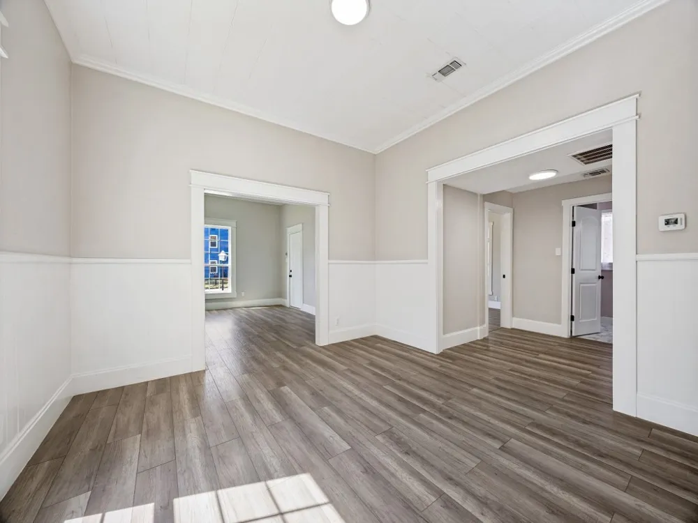 917 W Sears Street Denison, TX 75020