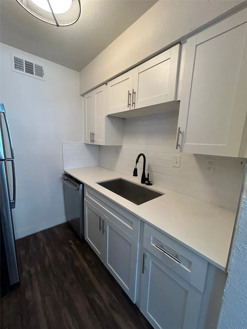3627 Almazan Drive #118 Dallas, TX 75220