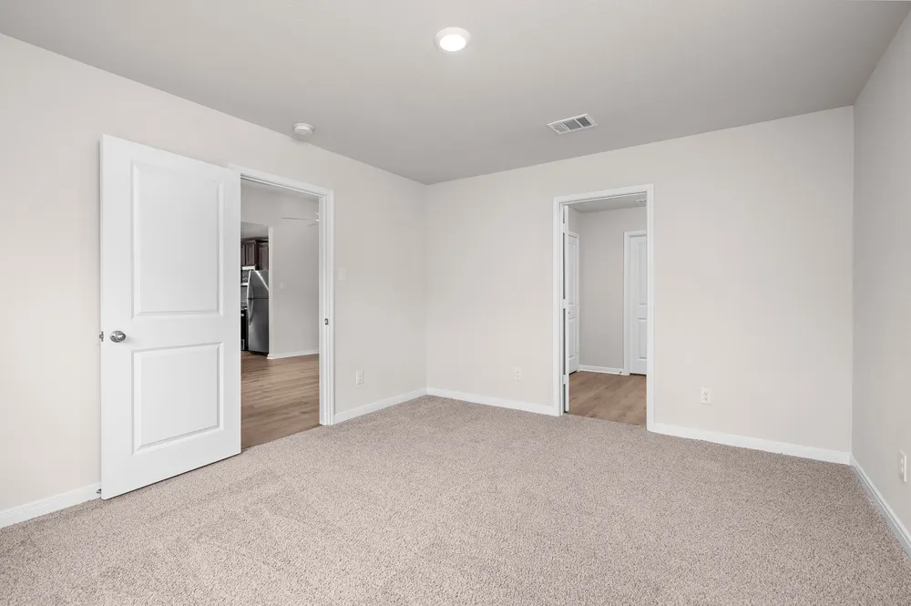 214 North Island Drive Terrell, TX 75160