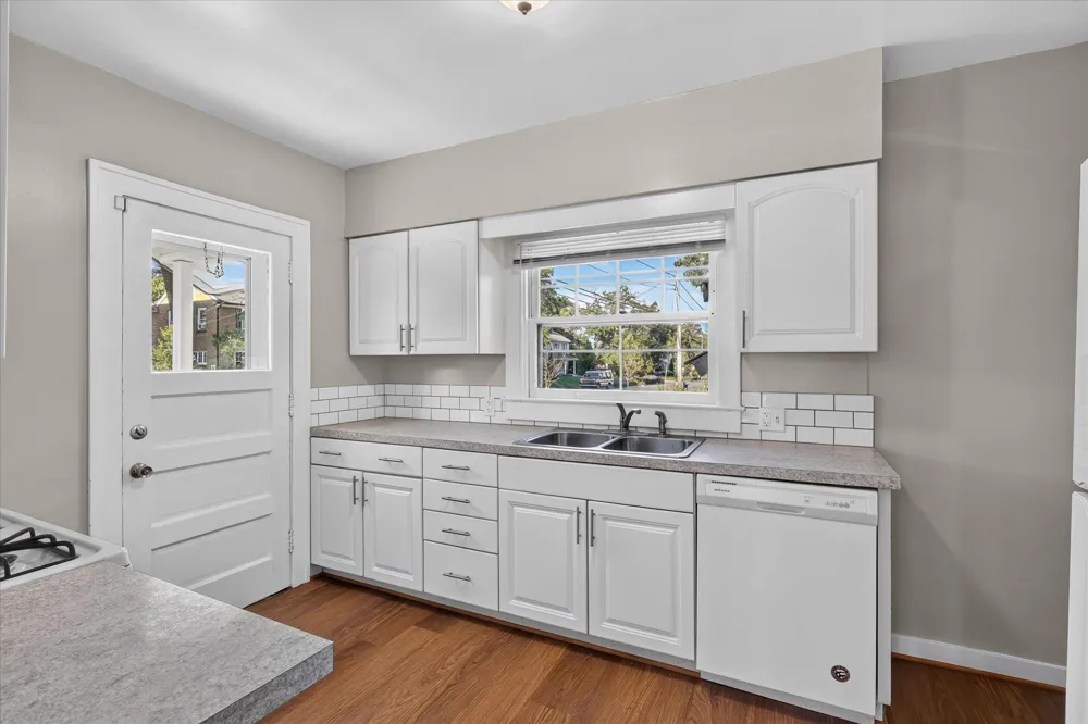 1159 Benjamin Avenue SE Grand Rapids, MI 49506