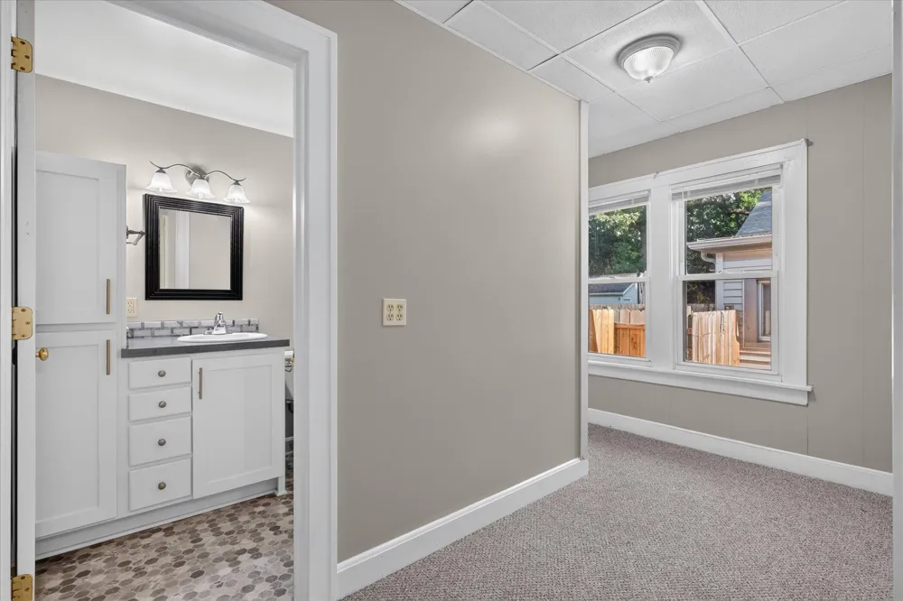 1159 Benjamin Avenue SE Grand Rapids, MI 49506