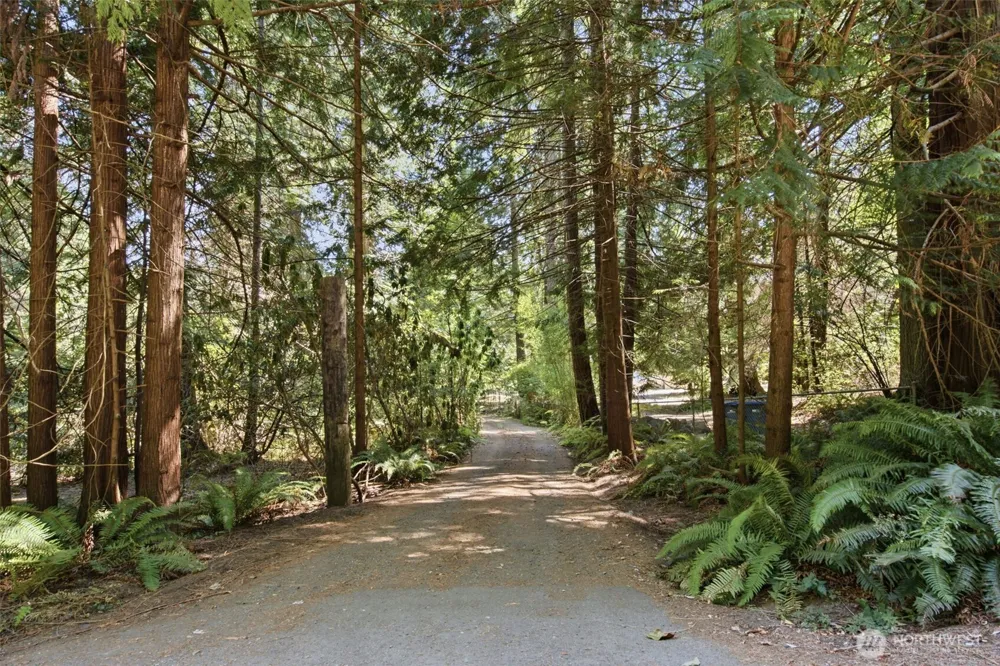 6337 NE Balzow Road Suquamish, WA 98392