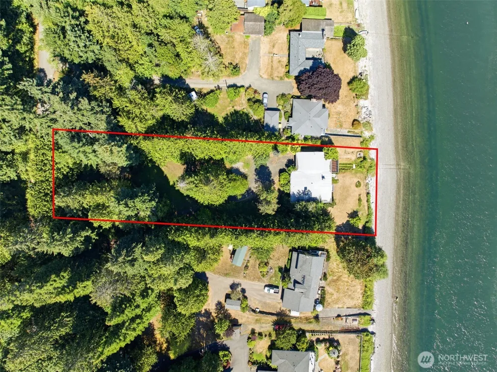 6337 NE Balzow Road Suquamish, WA 98392