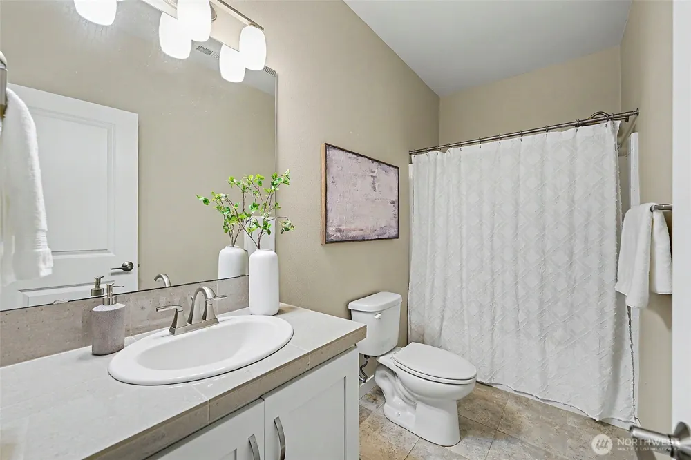 9115 Satterlee Avenue SE Snoqualmie, WA 98065