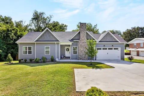 2102 Peerless Rd NW