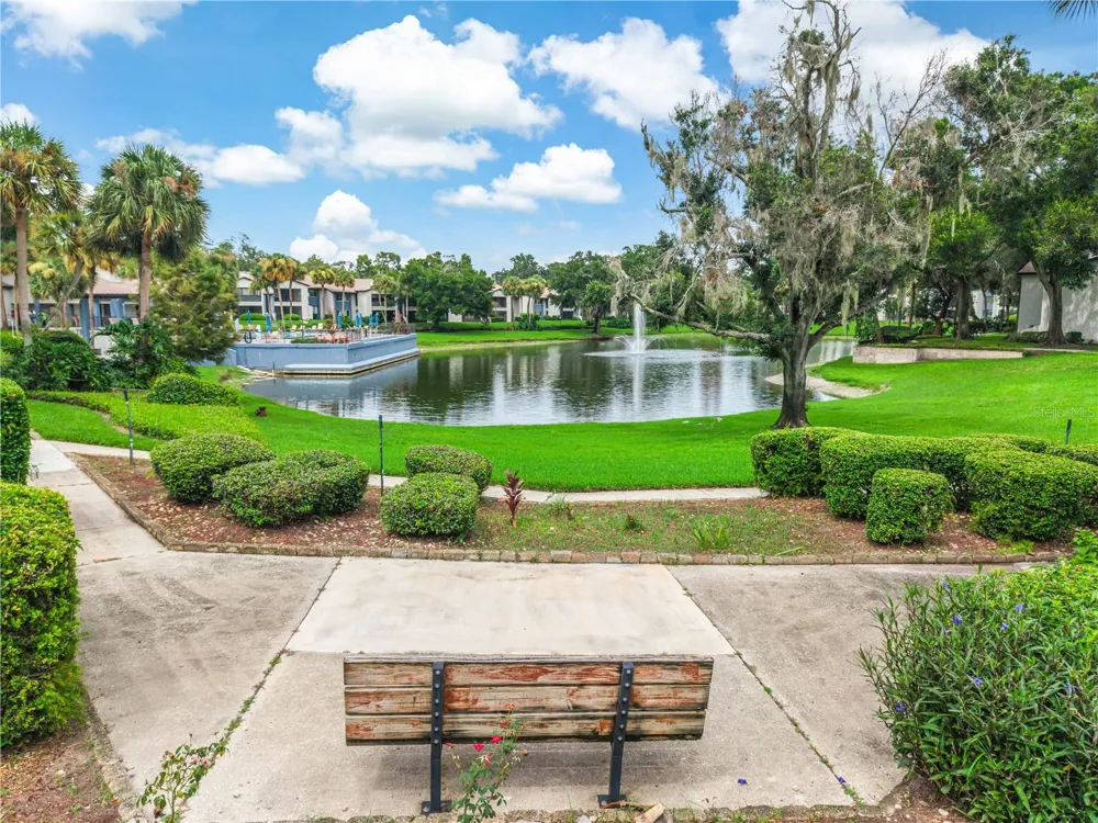 4 ESCONDIDO CIRCLE #28 Altamonte Springs, FL 32701