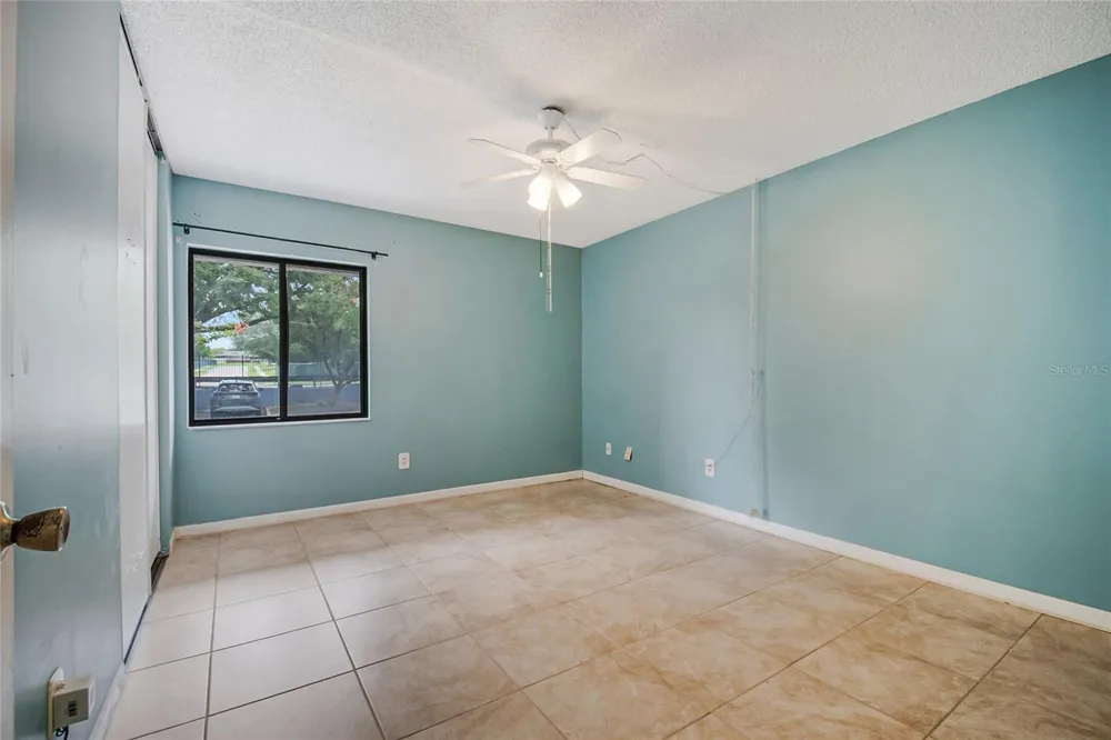 4 ESCONDIDO CIRCLE #28 Altamonte Springs, FL 32701