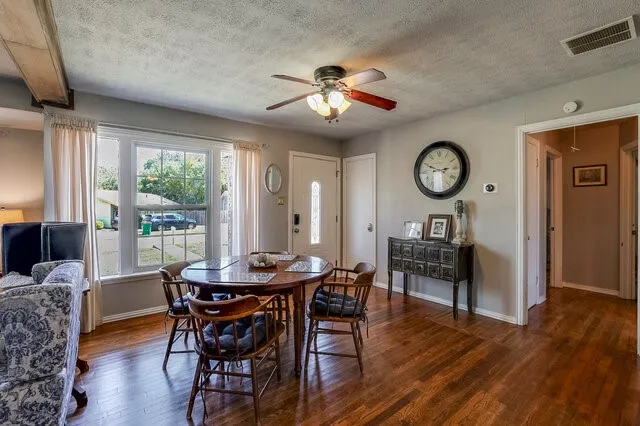 821 Williams Street Waxahachie, TX 75165