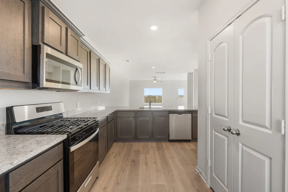 13416 Gitty Up Circle Cresson, TX 76035
