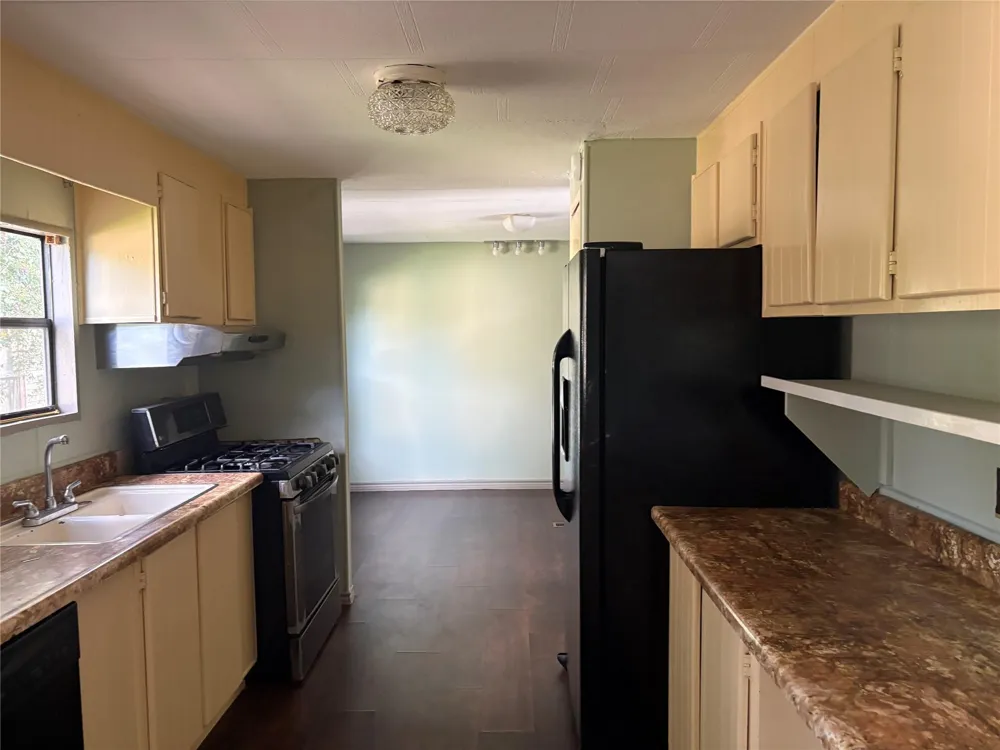 16211 Shore Drive Channelview, TX 77530