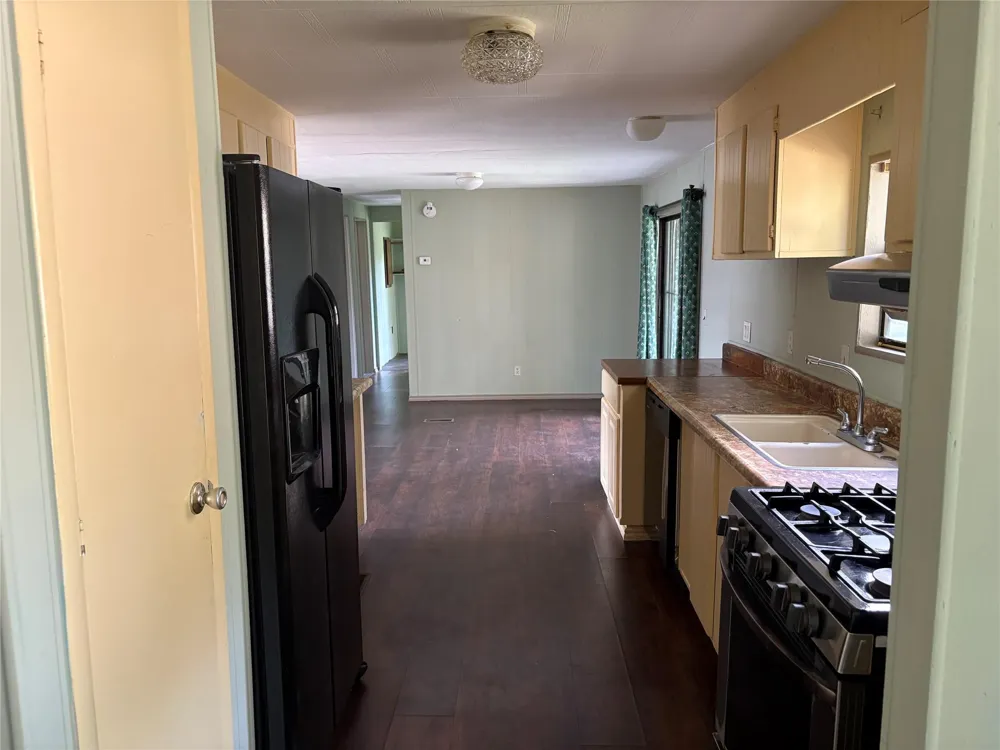 16211 Shore Drive Channelview, TX 77530