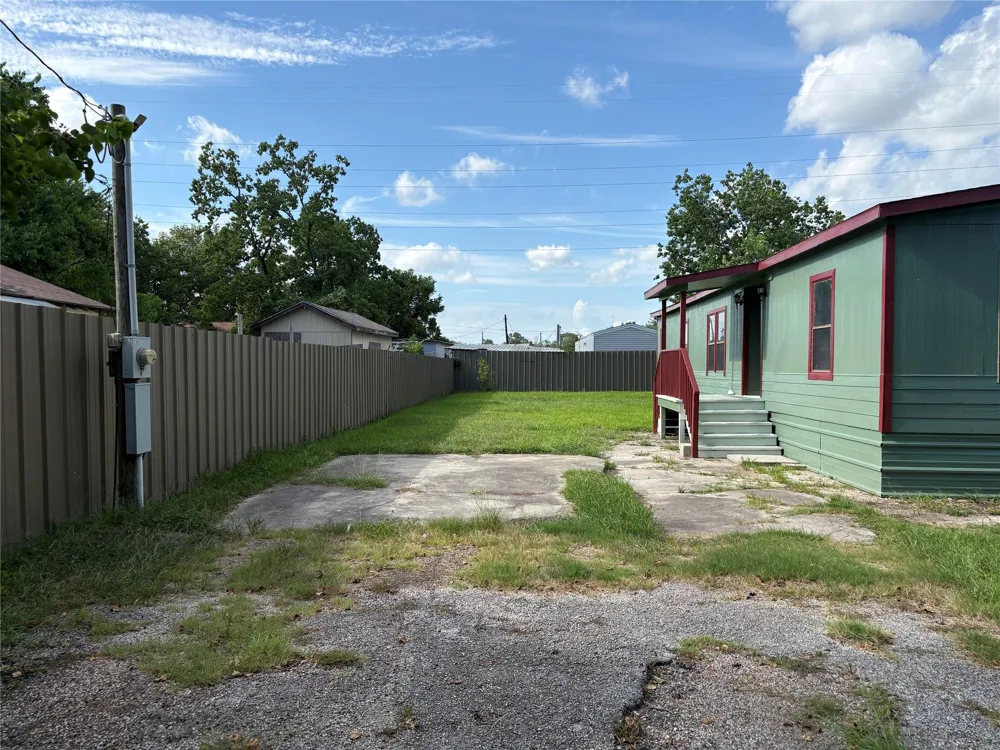 16211 Shore Drive Channelview, TX 77530