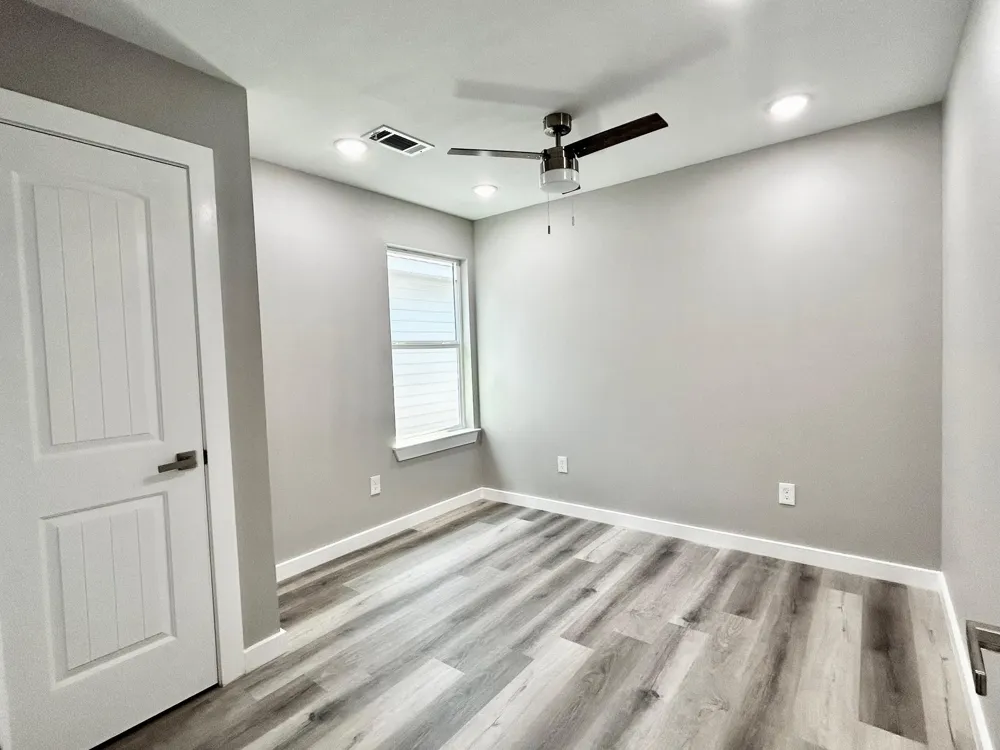 4103 Coon St Bacliff, TX 77518