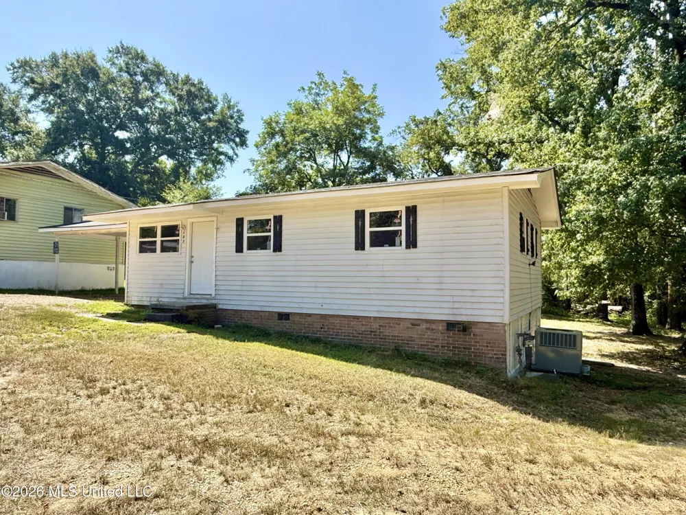 107 Copley Street Crystal Springs, MS 39059