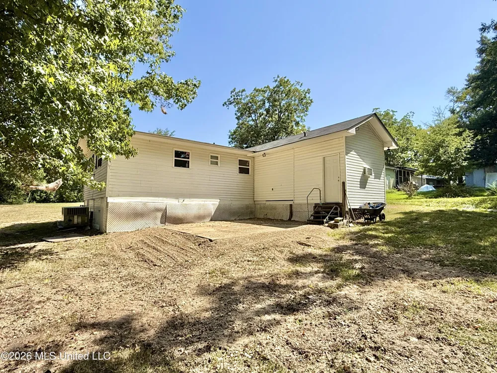 107 Copley Street Crystal Springs, MS 39059