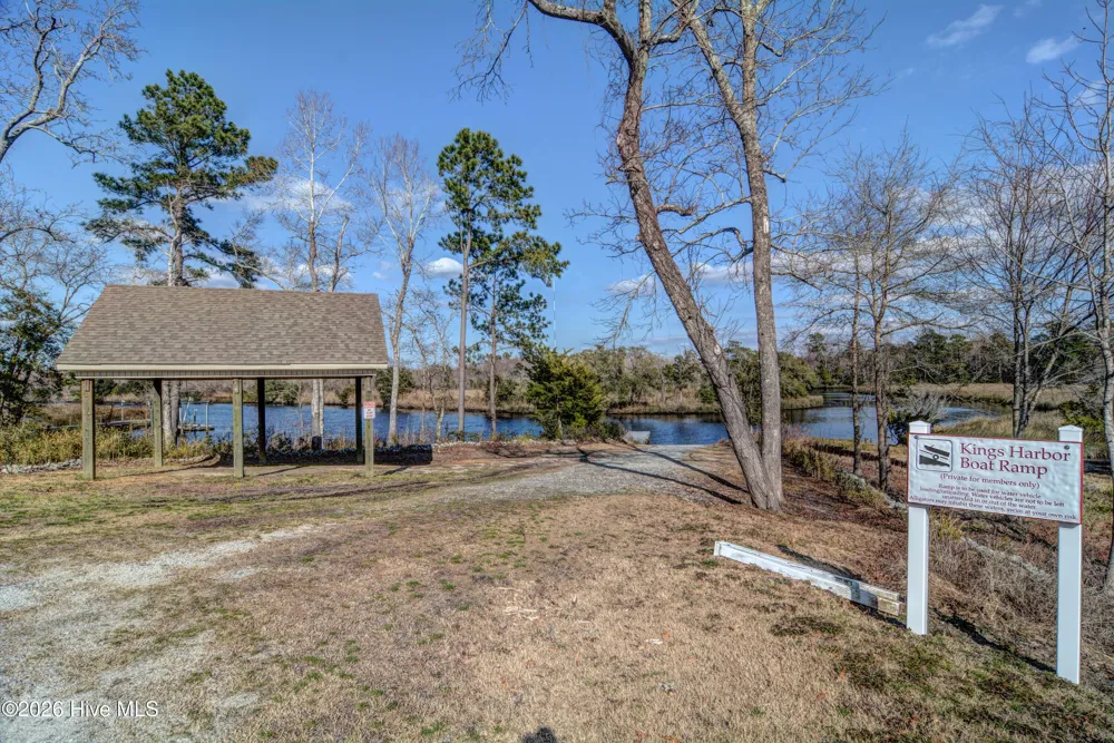 198 Windfield Lane Holly Ridge, NC 28445