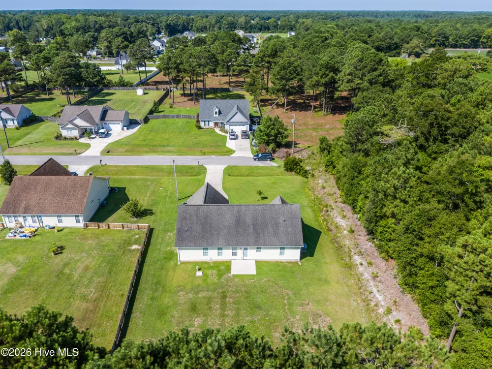 198 Windfield Lane Holly Ridge, NC 28445