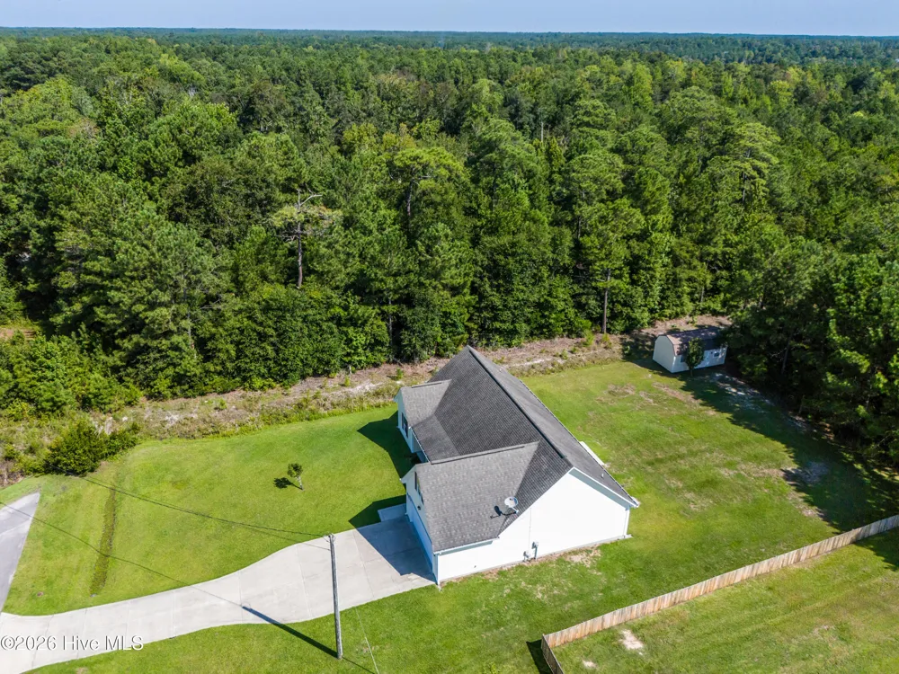 198 Windfield Lane Holly Ridge, NC 28445