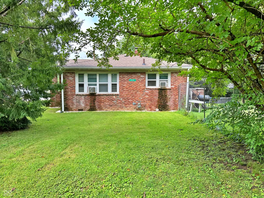 4002 Edmondson Avenue Indianapolis, IN 46226