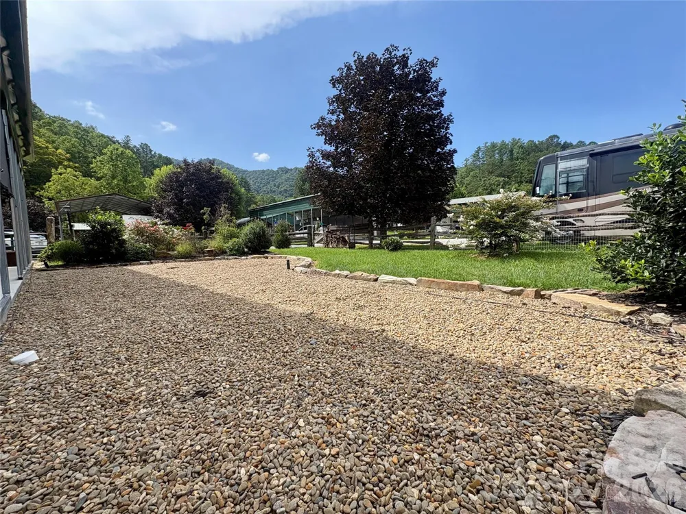 415 Hyde Town Road #11 Robbinsville, NC 28771