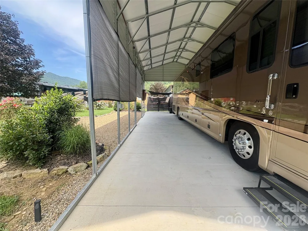 415 Hyde Town Road #11 Robbinsville, NC 28771