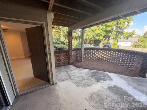 1612 Sharon Road W #61