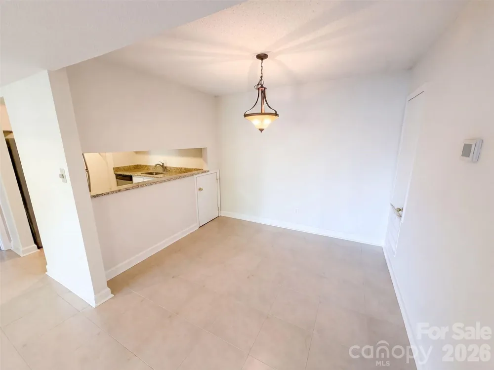1612 Sharon Road W #61 Charlotte, NC 28210