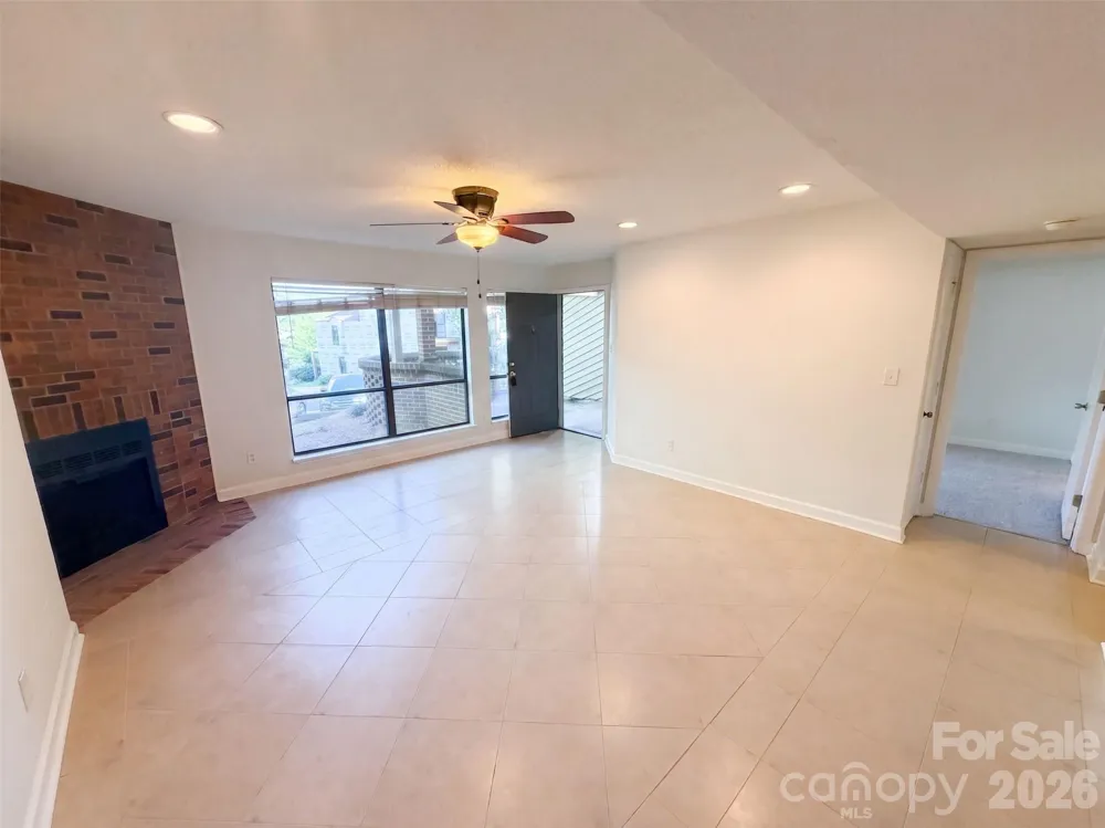 1612 Sharon Road W #61 Charlotte, NC 28210